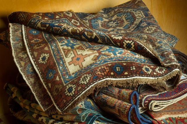 Perzisch tapijt met de kleuren blauw en bruin